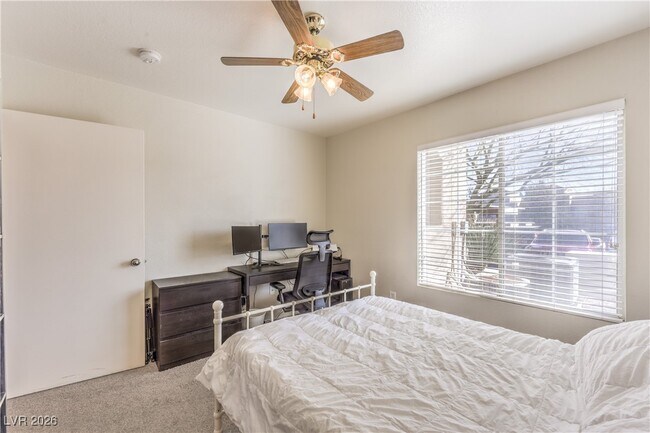 Building Photo - 1909 Desert Falls Ct