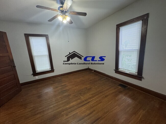 Building Photo - 1610 S 8th St