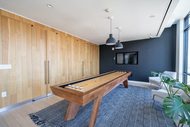 Building Photo - Fantastic One Bedroom in Downtown JC