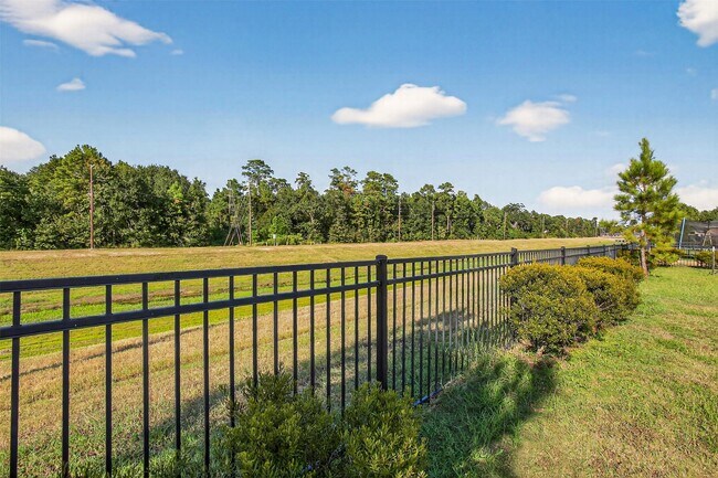 Building Photo - 9205 Inland Leather Ln