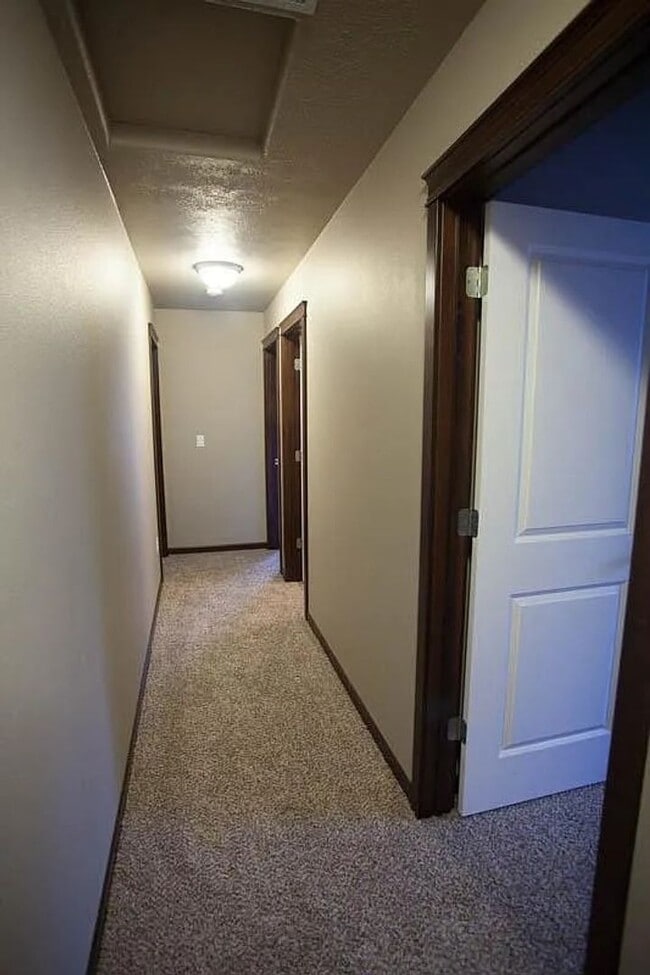Building Photo - For Rent – Beautiful 3 Bed, 2 Bath Home wi...
