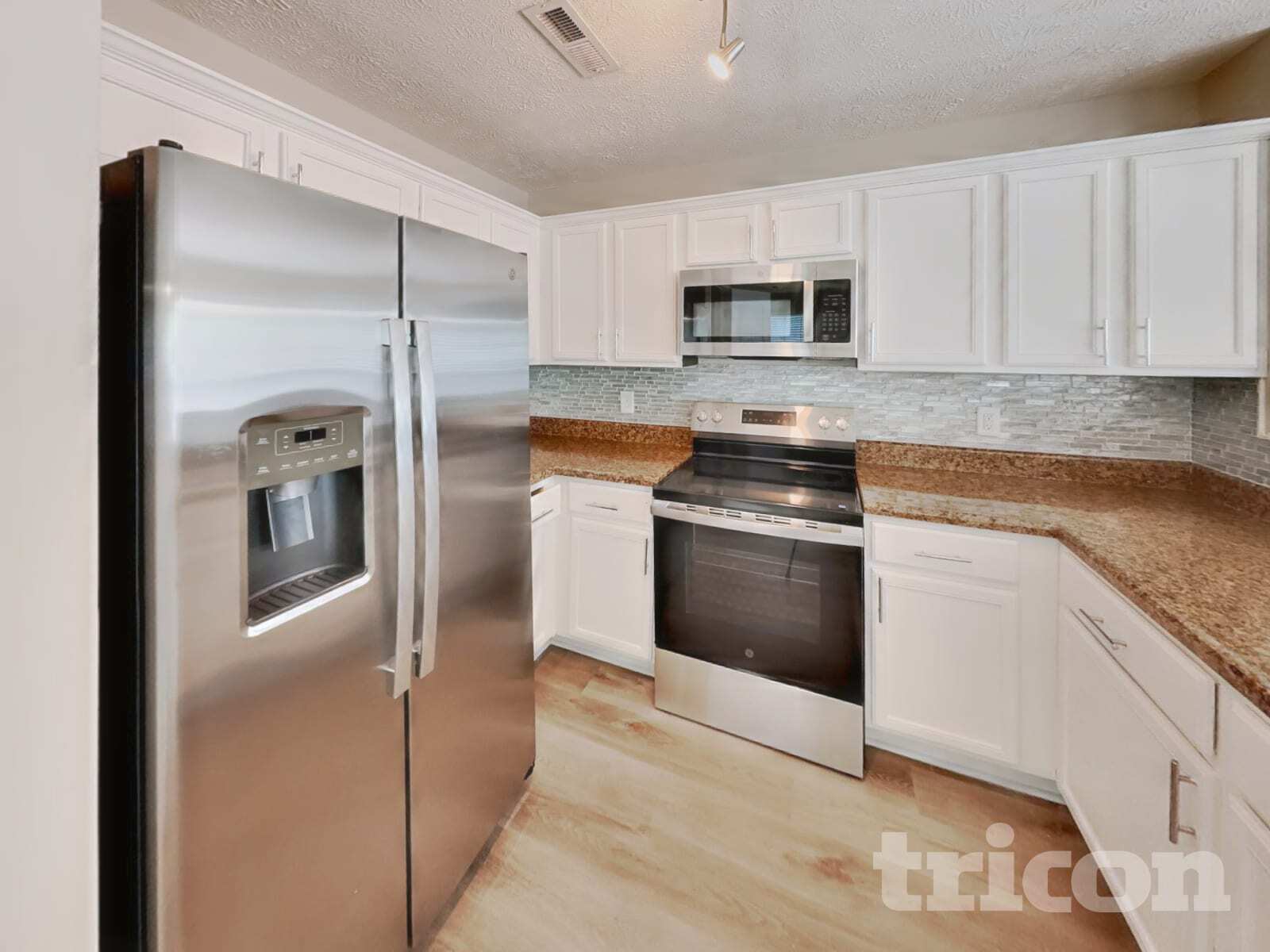 Building Photo - 705 Griggs Pl