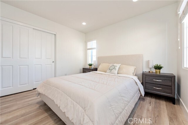 Building Photo - 94 Chantilly