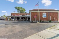Building Photo - 26 E Crystal Lake Ave
