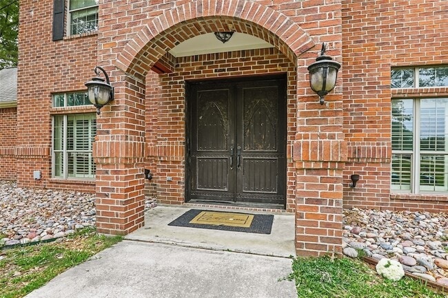 Building Photo - 29006 Reserve Bend Dr