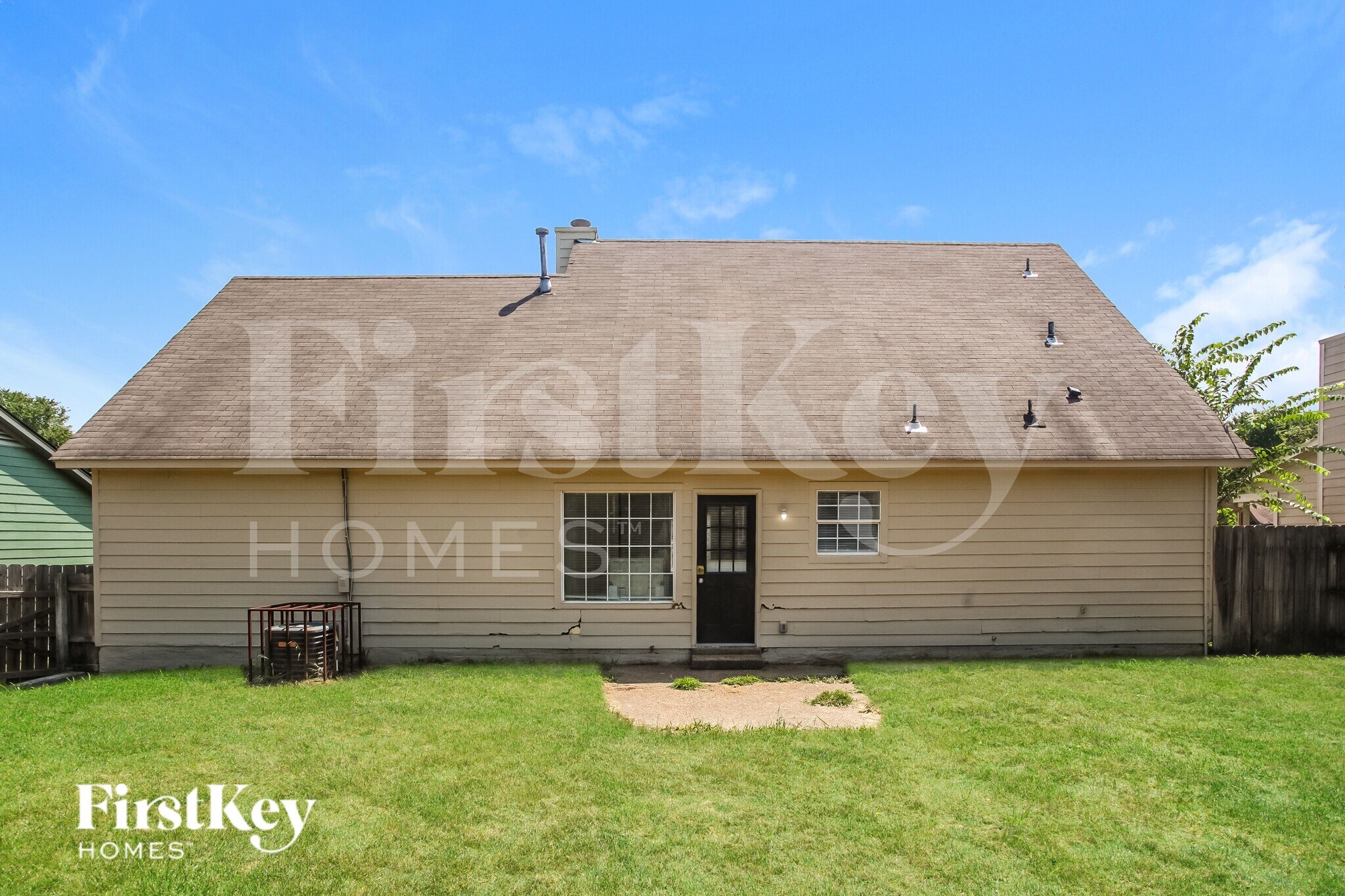 Building Photo - 1579 Belle Trees Dr