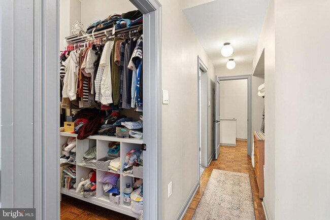 Building Photo - 3 Willings Alley