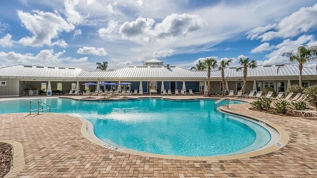 Building Photo - Family-Friendly lifestyle living in this 5Bedroom/3Bath spacious Odessa home!