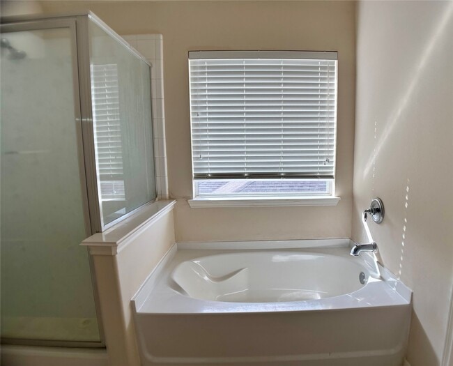 Building Photo - 25138 Bluma Ranch Dr