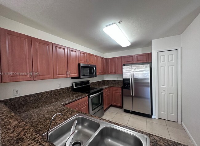 Building Photo - 11002 NW 83rd St