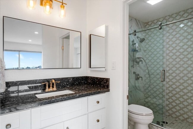 Building Photo - 2-Bed, 2.5 Bath Ocean View Townhome in Alta Mira Carlsbad