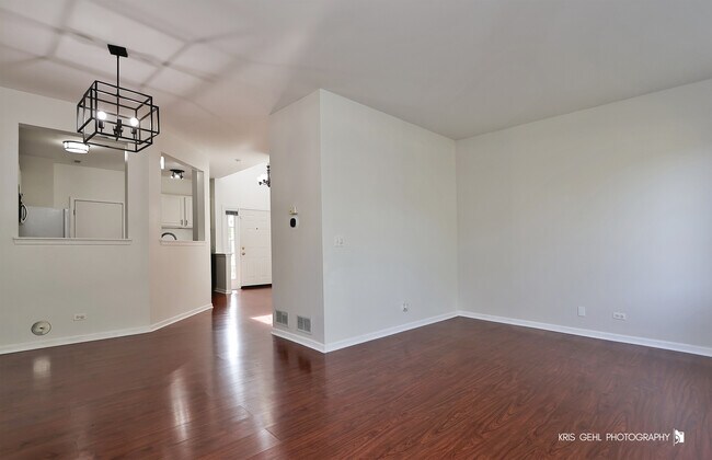 Building Photo - 1478 Doolittle Ln