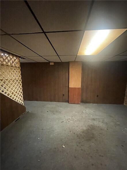 Building Photo - 149 Parkwood Rd