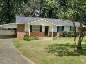 Building Photo - 6601 Bradford Dr