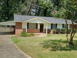 Building Photo - 6601 Bradford Dr
