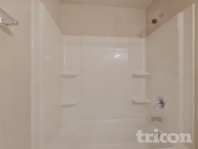 Building Photo - 341 Freeman Cir