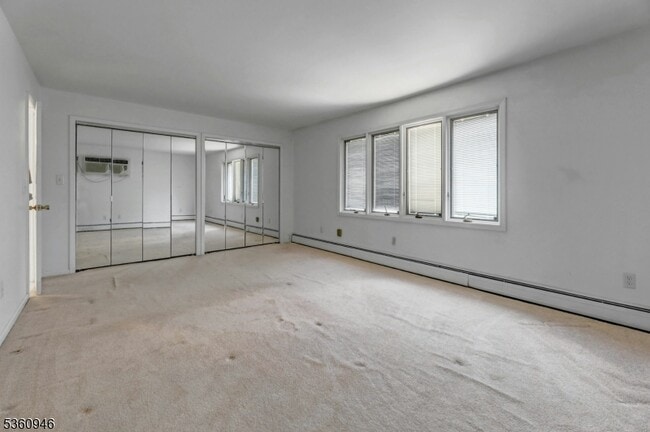 Building Photo - 178 Haverhill Ave