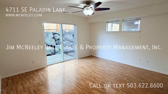 Building Photo - 4711 SE Paladin Ln