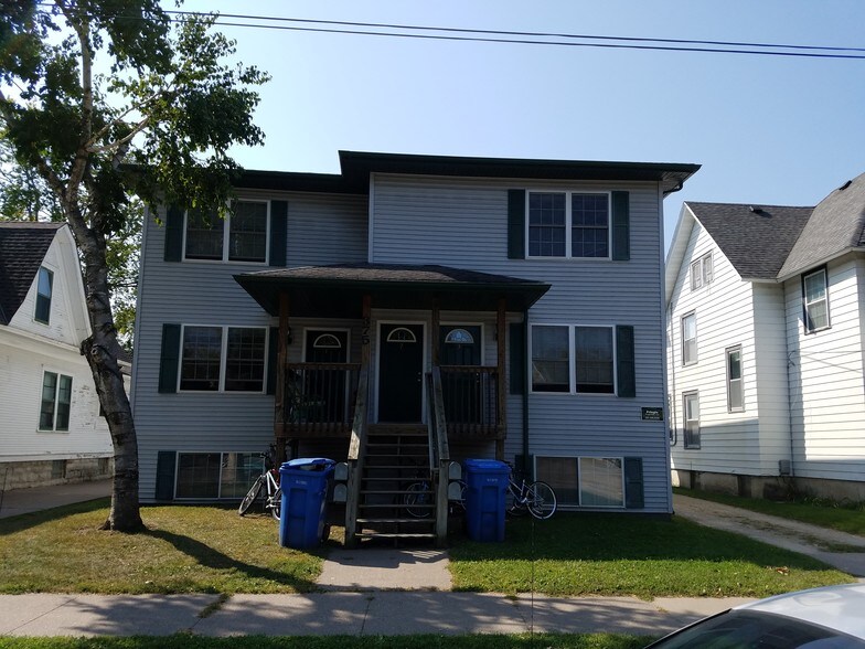 Primary Photo - 375 W Howard St