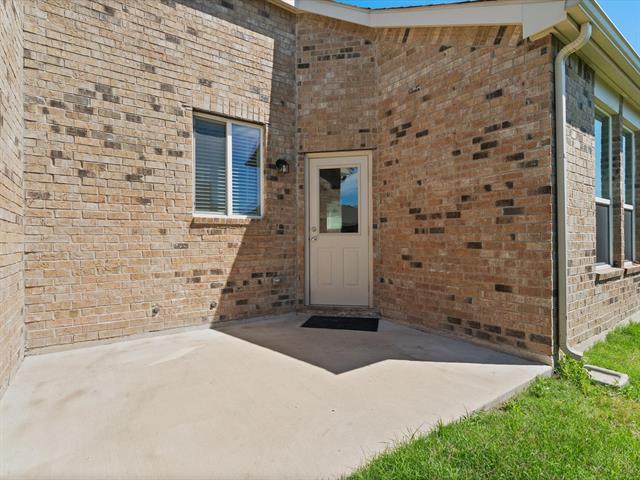 Building Photo - 803 Goldenrod Ln
