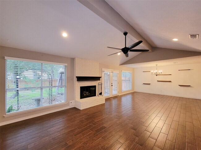 Building Photo - 3735 Hickory Knob Dr