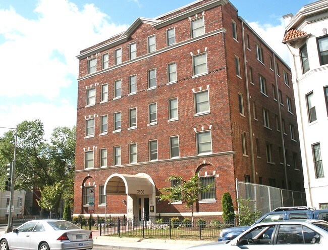 Building Photo - The Parkwell
