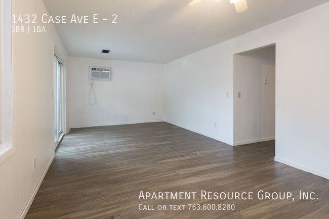 Building Photo - 3 Bed/1 Bath Apt for Rent!