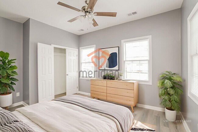 Building Photo - 4 bed / 4 bath ~ Move-in Today!