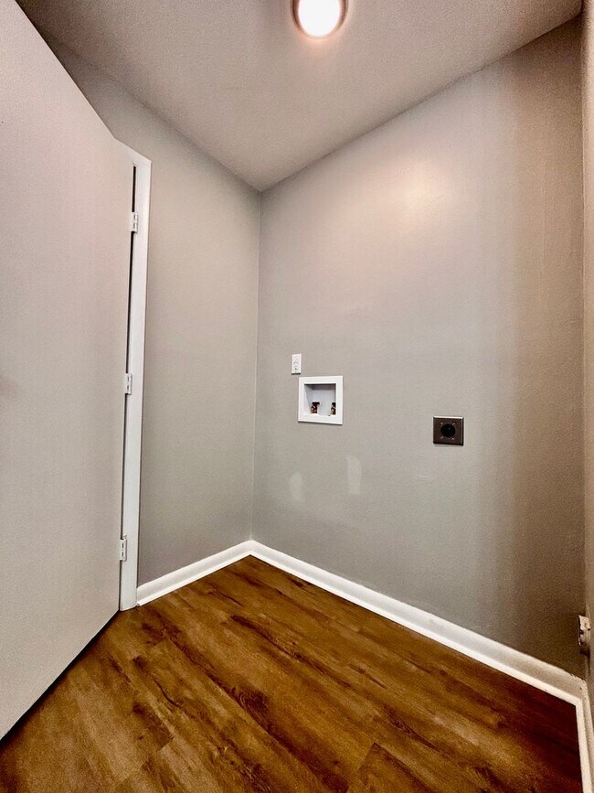 Building Photo - 3161-3163 Autumn Ridge Court