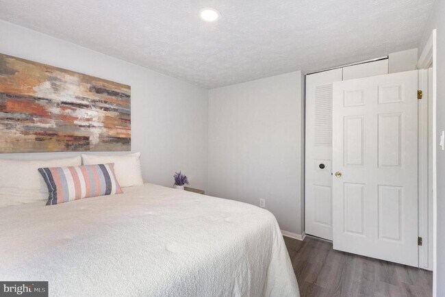Building Photo - 14135 Honey Hill Ct