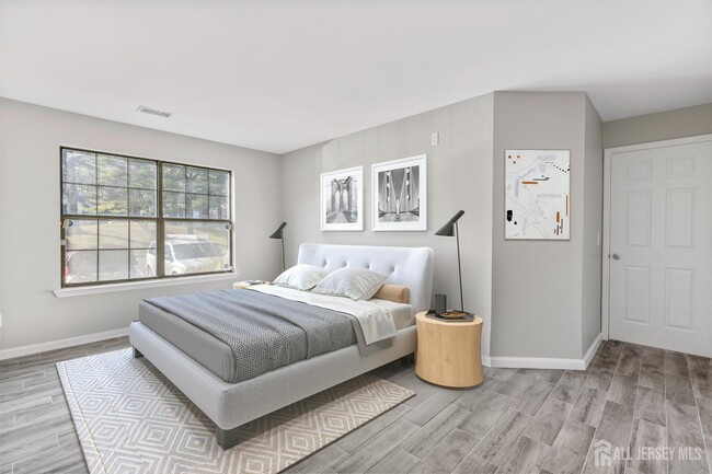 Building Photo - 2301 Bayhead Dr