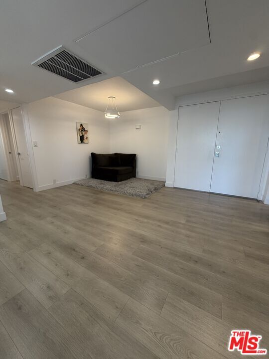 Building Photo - 10535 Wilshire Blvd