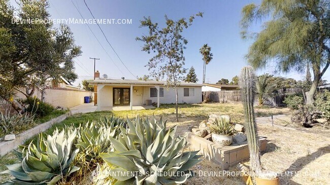 Building Photo - 12995 Chestnut Ave