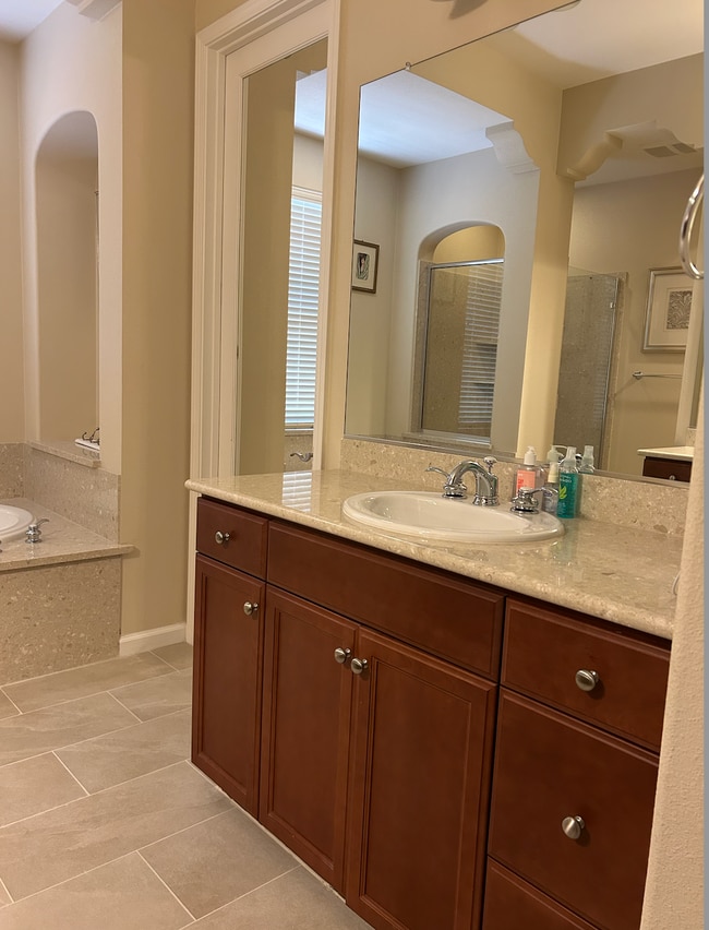 Building Photo - 7668 Galloway Ct