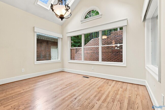 Building Photo - 2276 Governors Bend Rd SE