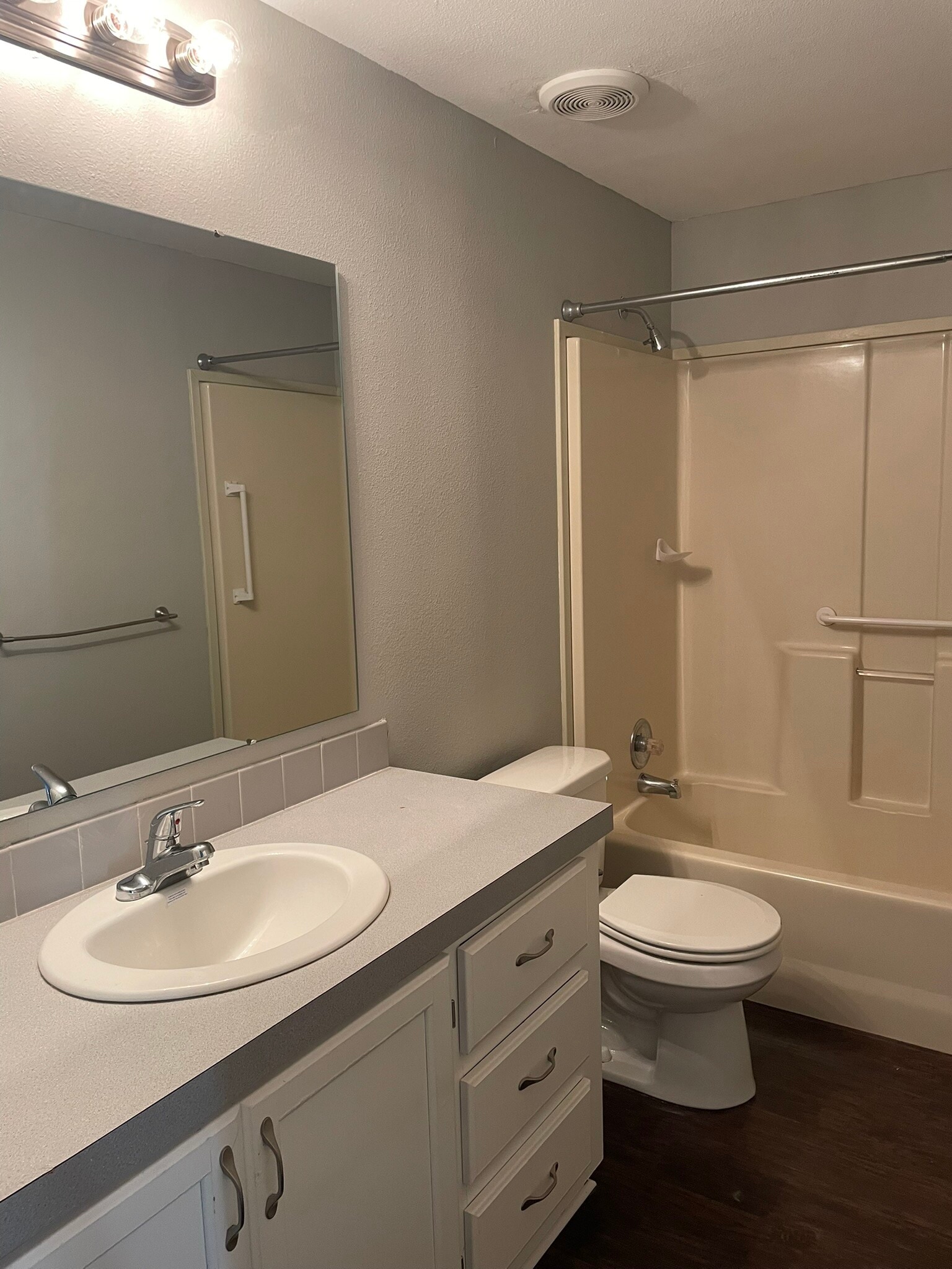 Building Photo - 14803 Purdy Dr NW