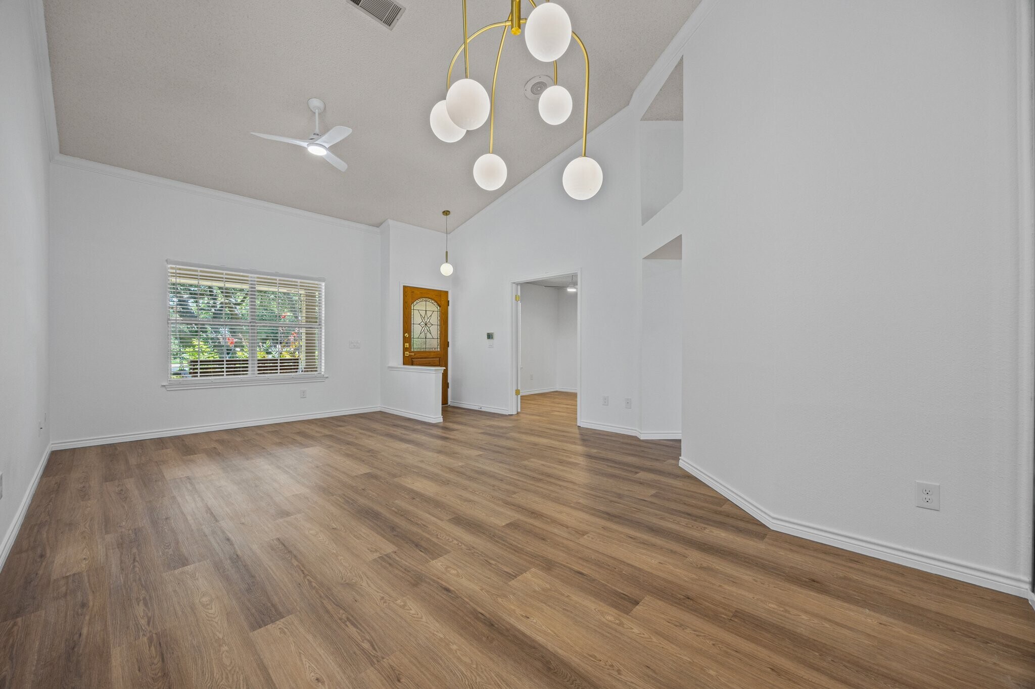 Building Photo - 8417 Cornerwood Dr