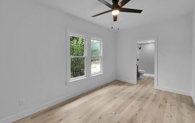 Building Photo - Newly Renovated 3 Bed, 3 Bath Home in Waco