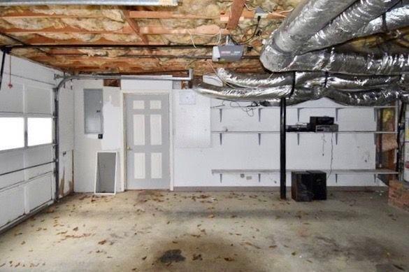 Building Photo - 8845 N River Pkwy