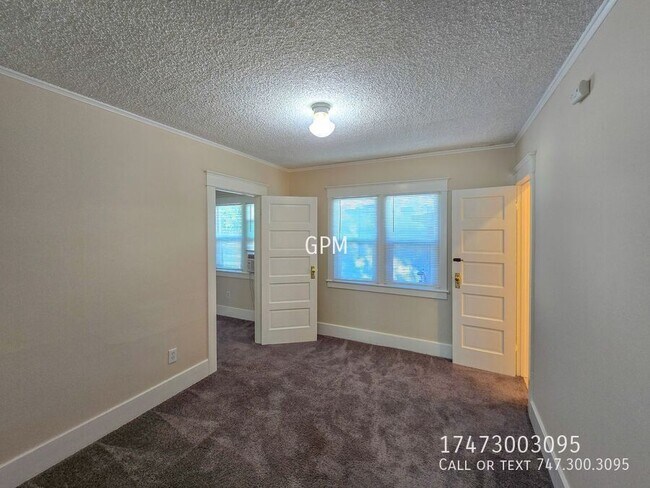 Building Photo - 383 N Wilson Ave