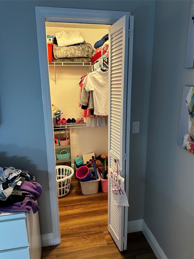 Building Photo - 6860 Calle Del Paz S