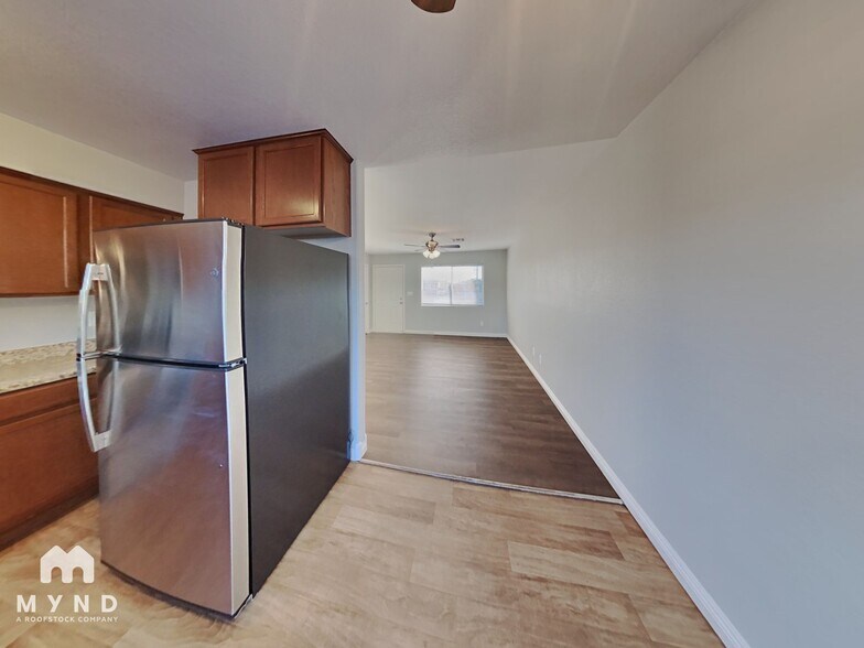 Building Photo - 49 Armstrong Cir