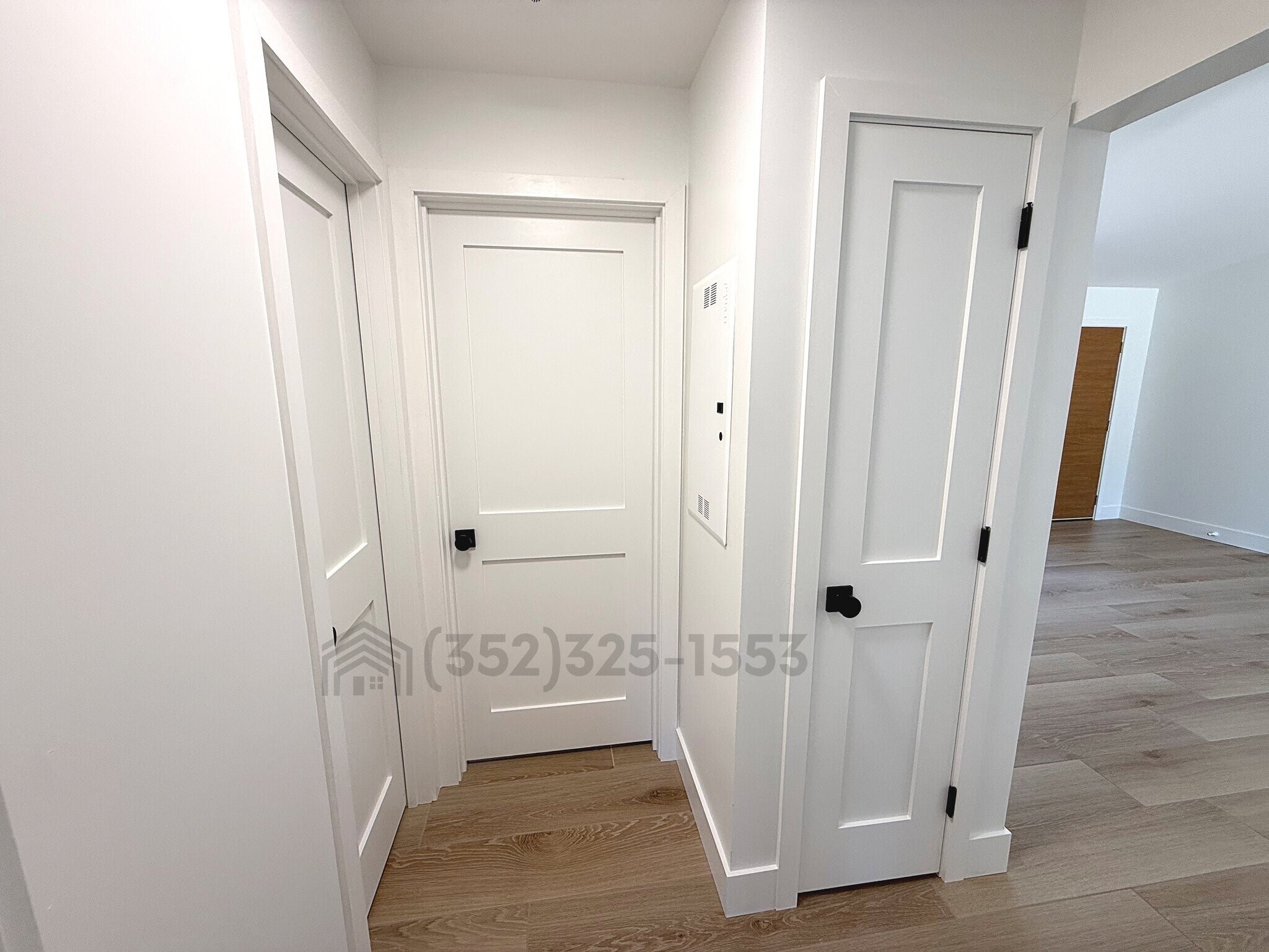 Building Photo - 3276 E Crown Dr