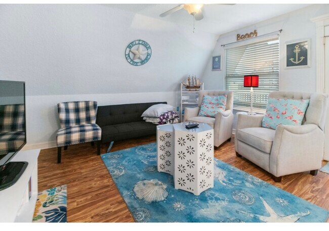 Building Photo - 222 Sandpebble Pl