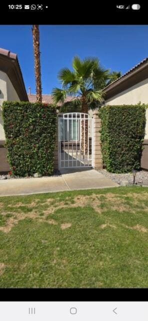 Primary Photo - 79902 Barcelona Dr