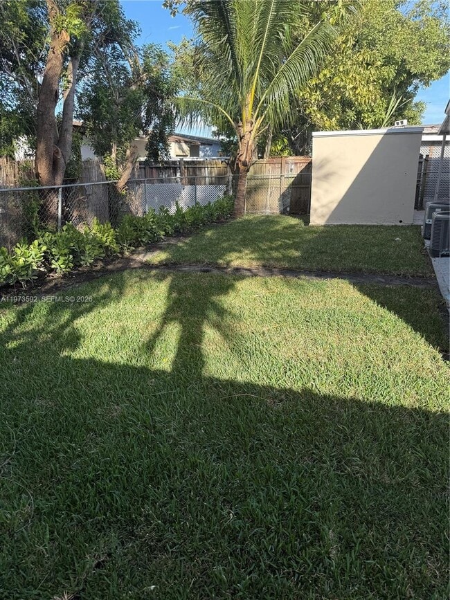 Building Photo - 11063 SW 5th St