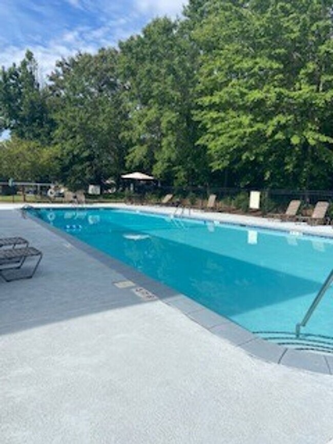 Building Photo - cpi7