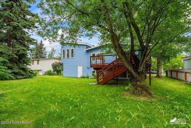 Building Photo - Newly Updated 4 Bedroom UMED Home!