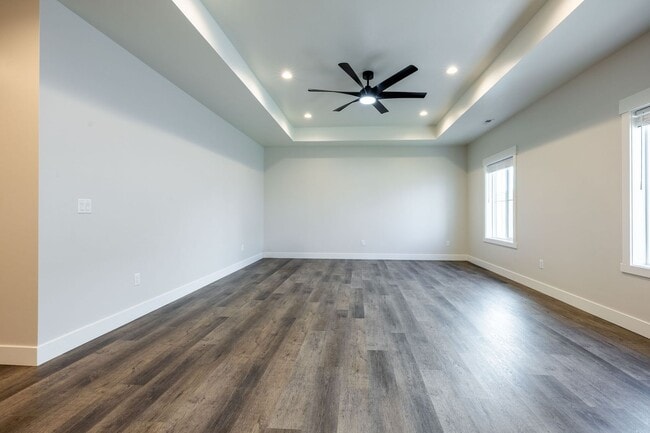 Building Photo - HOLY MOLY CHECK OUT THIS BEAUTIFUL 3 BED 2 BATH HOME IN RIGBY