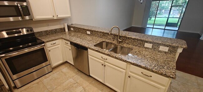 Building Photo - 8933 Azalea Sands Ln